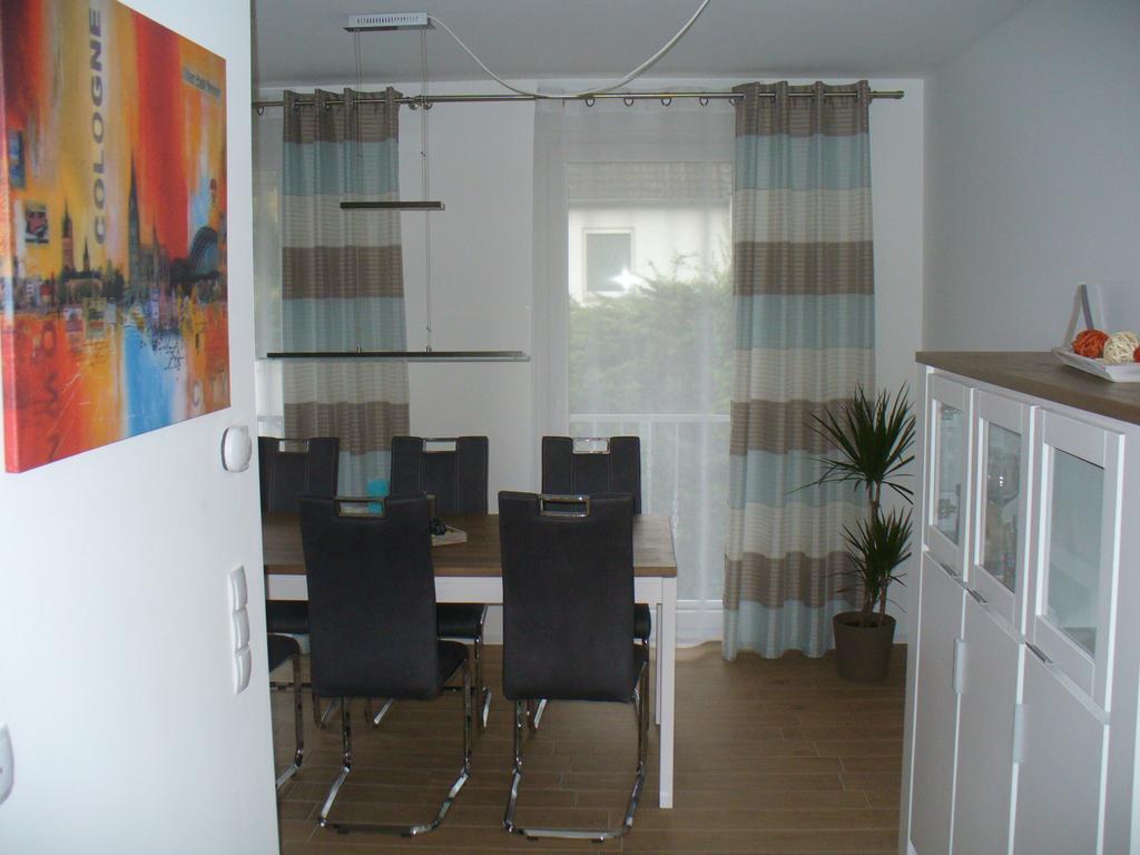 Ferienwohnung Rheinaue Cologne Extérieur photo